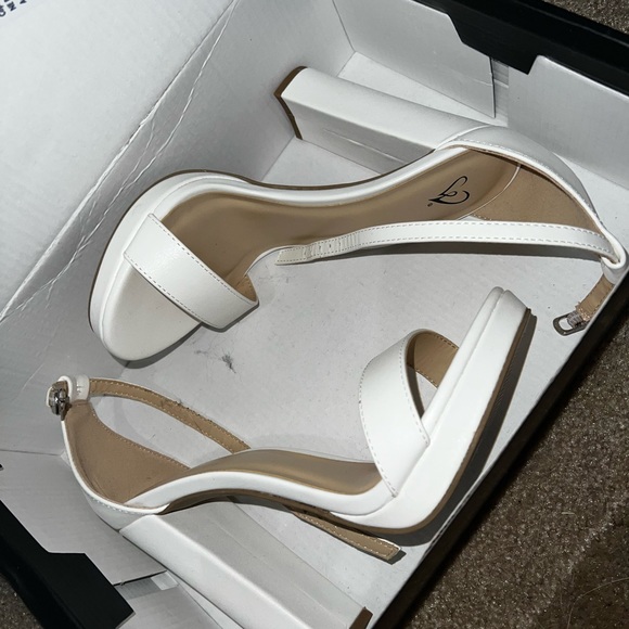 White platform! - Picture 7 of 9